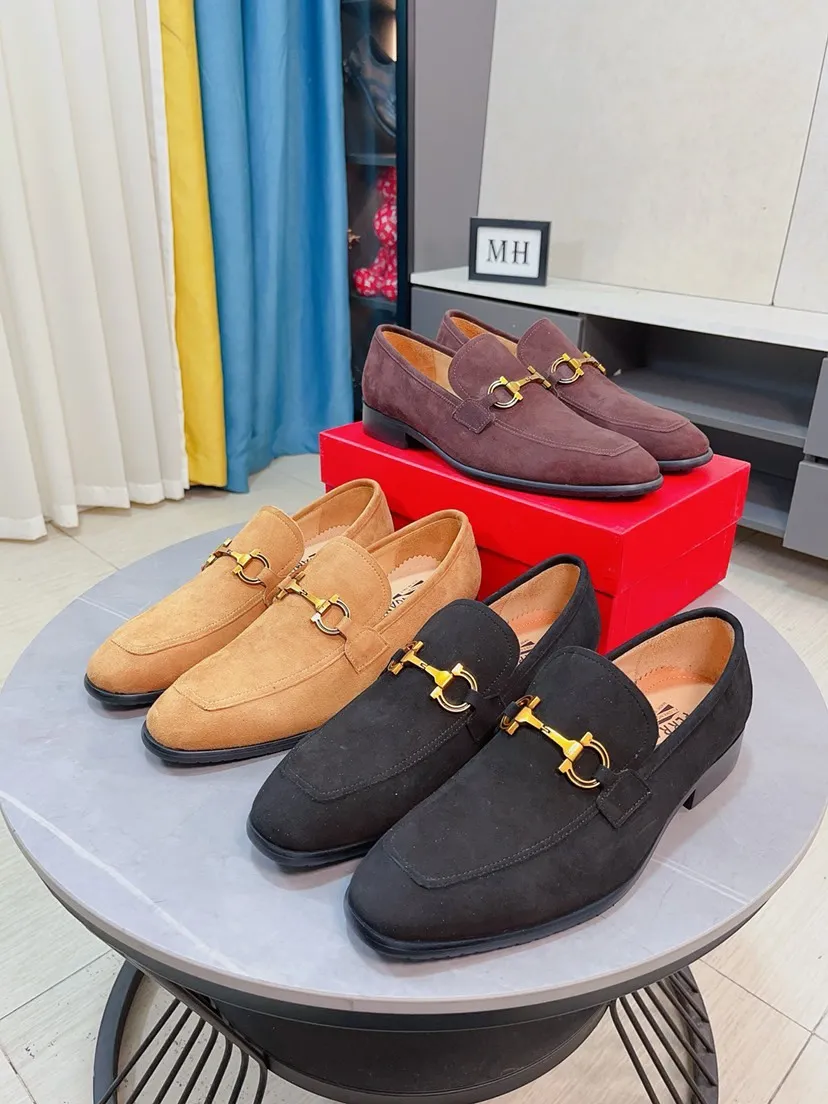 Men's shoes 💰500🌸🌸Water dyed cowhide 🆘[Salvatore Ferragamo] Ferragamo's latest casual business leather shoes for men! Available at counters simultaneously! The fabric is made of specially imported original suede calfskin, and the interior is made of imported water-dyed cowhide. It is absolutely luxurious and leads the fashion trend. Matching code: 38-44 45 customized